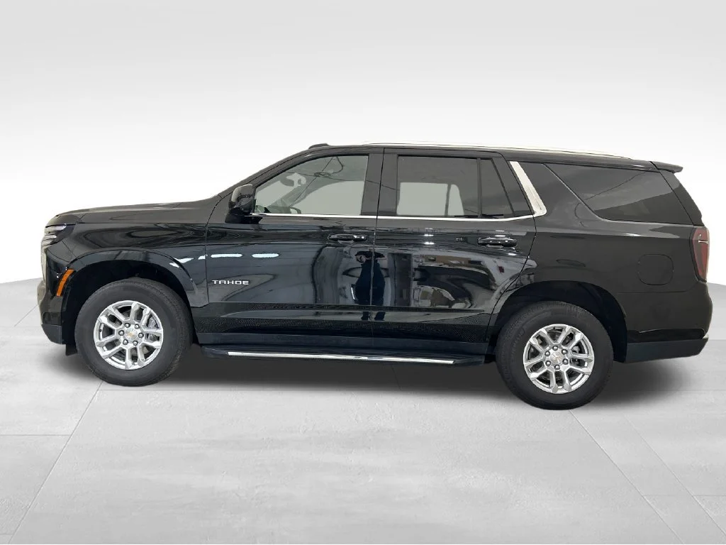 Used 2025 Black Chevrolet LT image 2