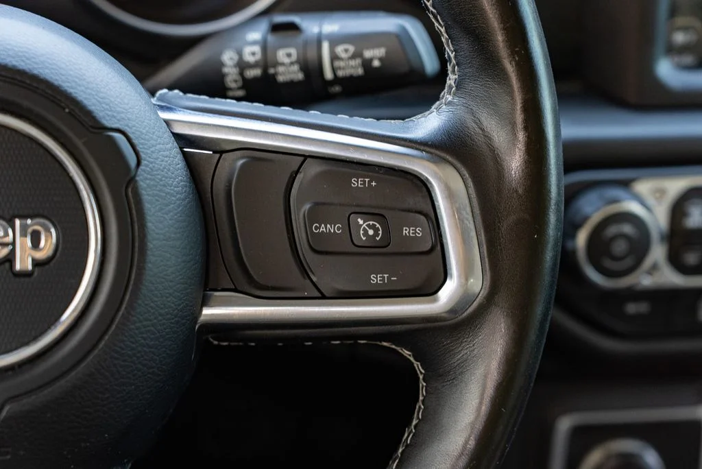 Used 2018 Black Jeep Unlimited Sahara image 15