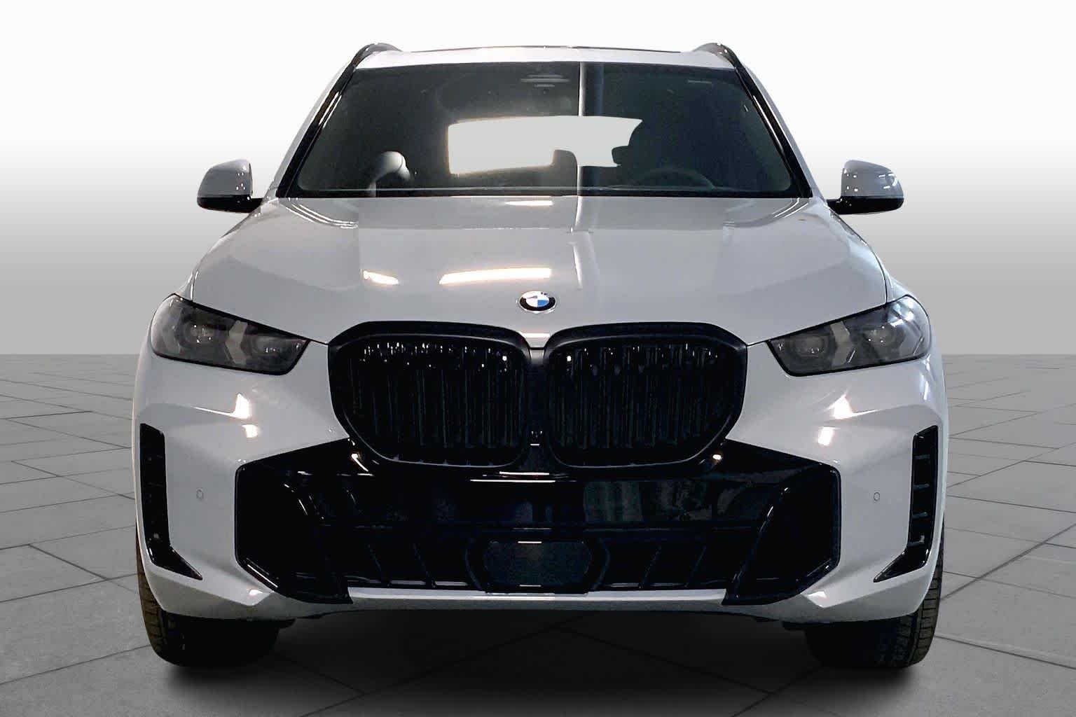 Used 2026 Brooklyn Grey Metallic BMW xDrive40i image 3