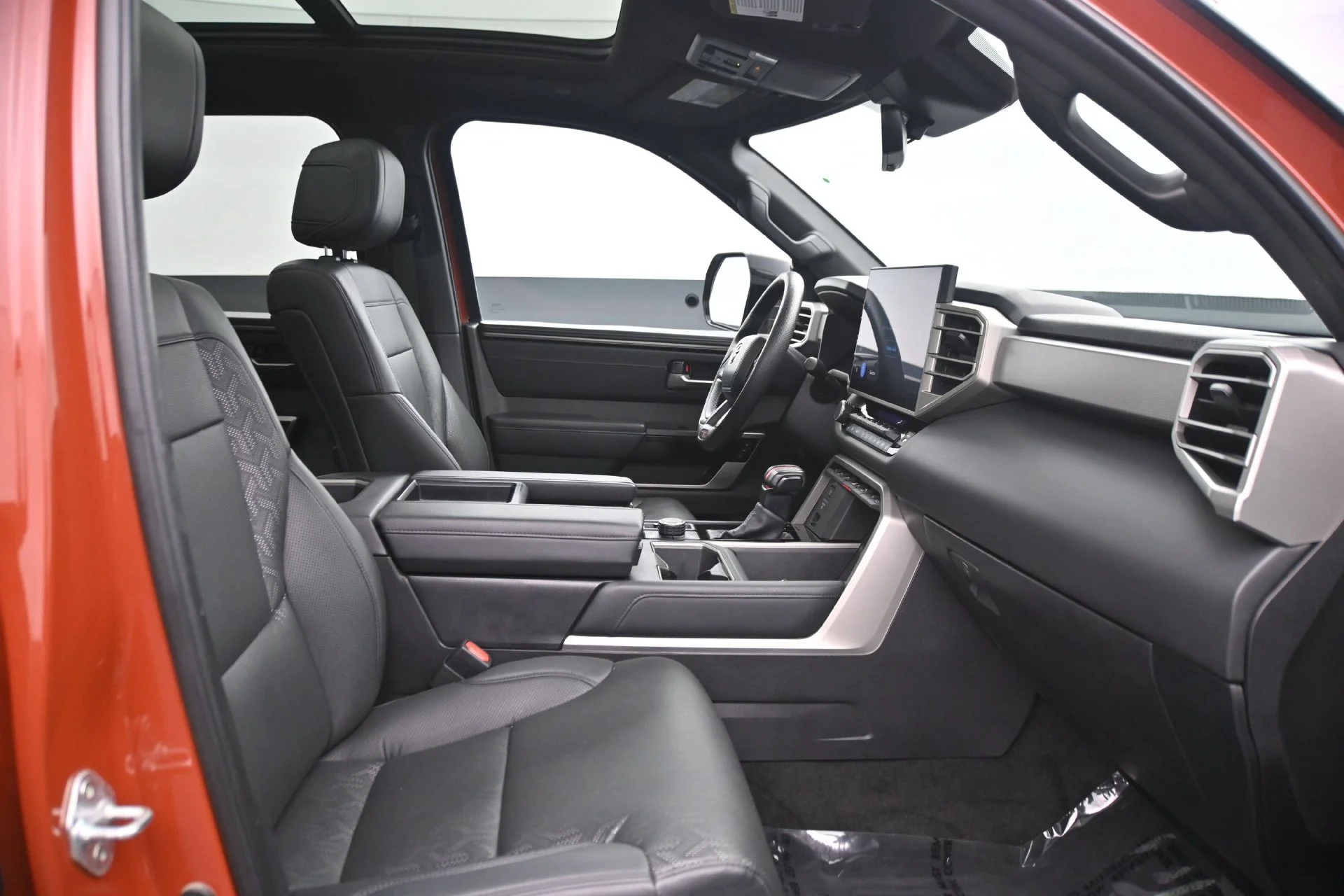 Used 2025 Terra Toyota Limited image 13