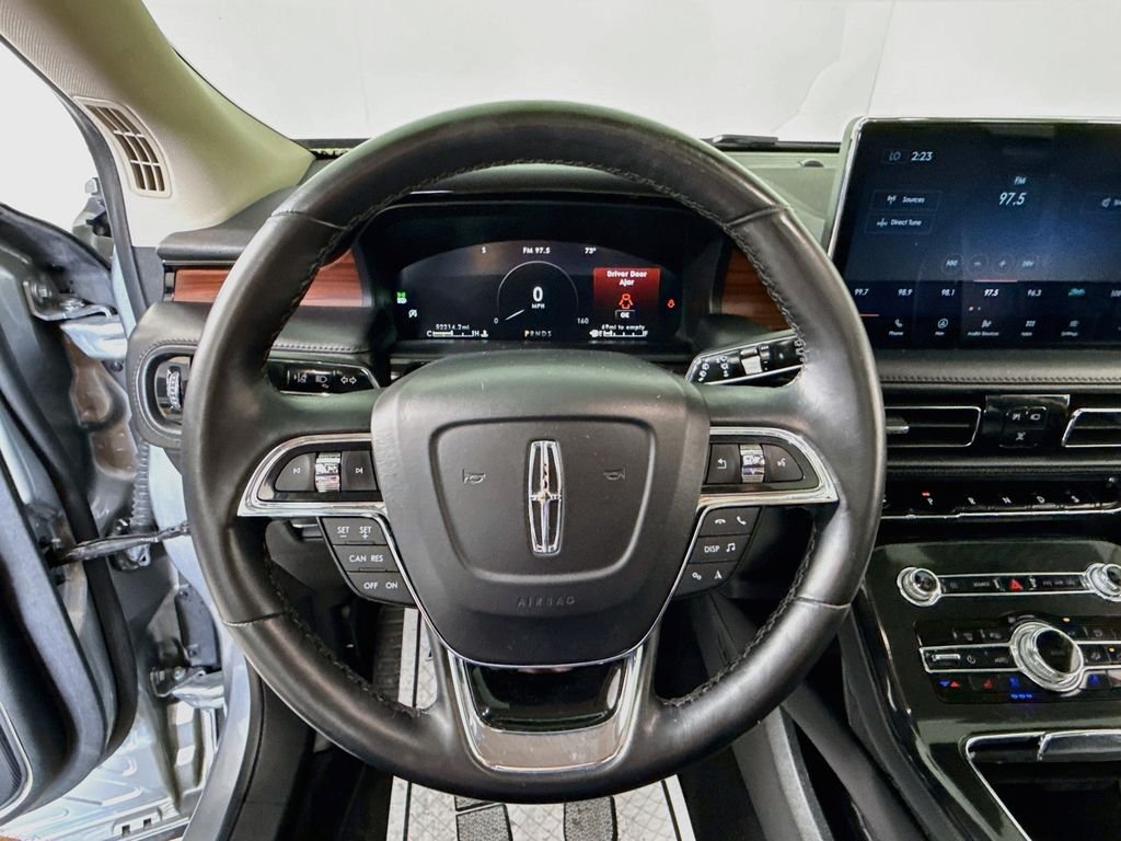 Used 2022 Silver Radiance Metallic Clearcoat Lincoln Reserve image 16