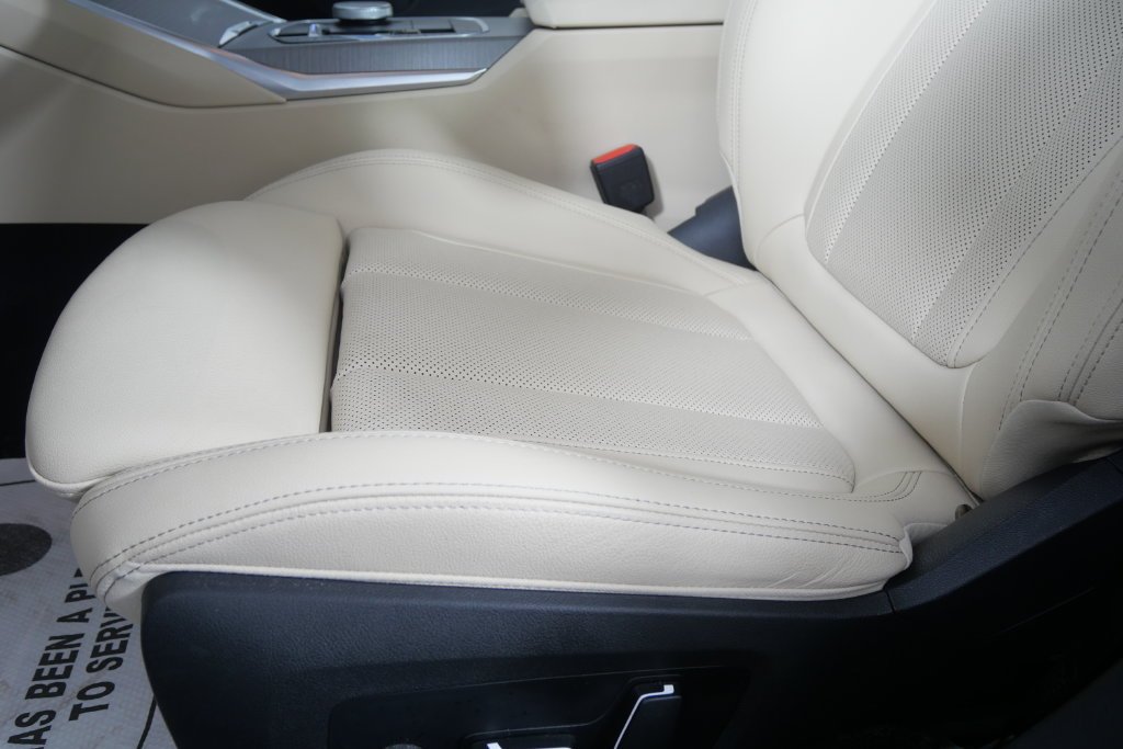 Certified Used 2025 Jet Black BMW eDrive40 image 11