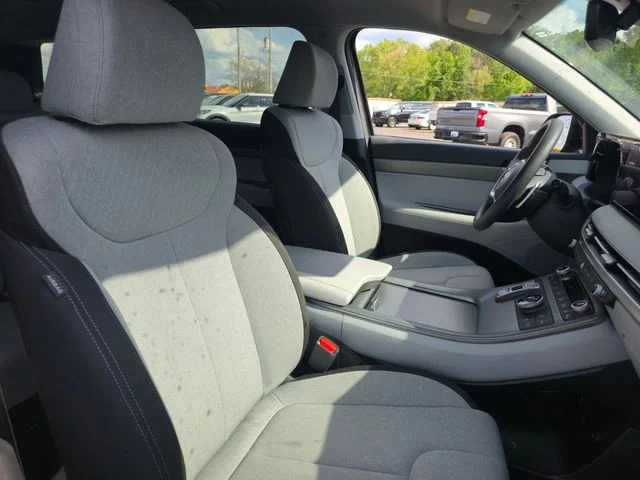 Used 2025 Black Hyundai SE image 23