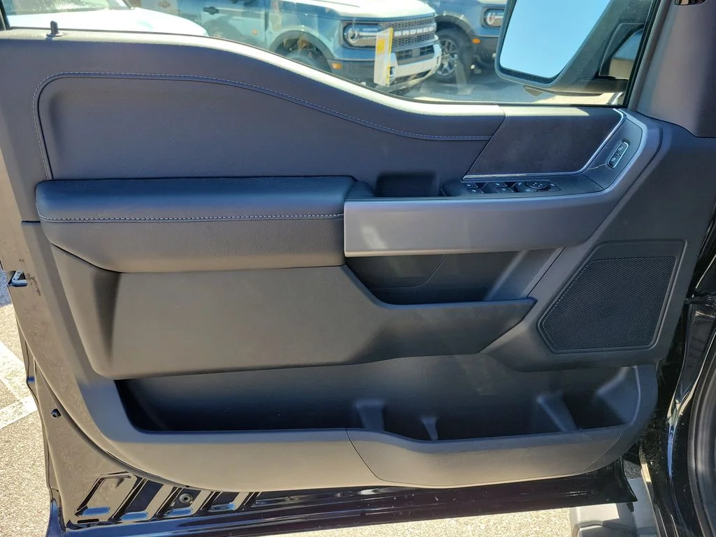 New 2026 Antimatter Blue Metallic Ford XLT image 17