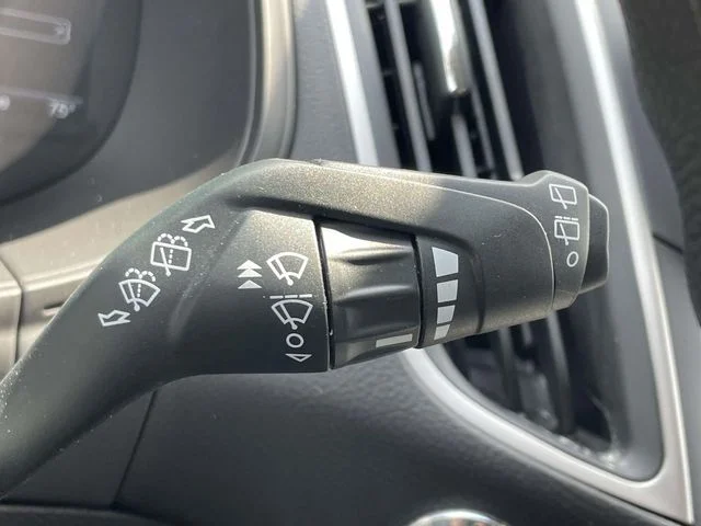 Used 2024 Gray Ford SE image 32
