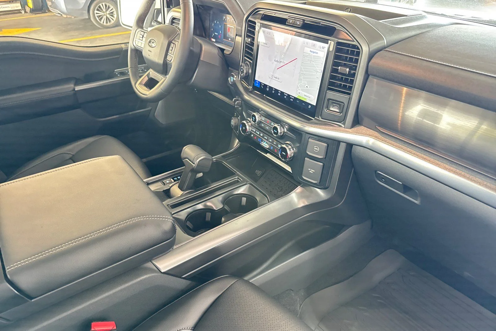 New 2026 Star White Metallic Tri-Coat Ford Lariat® image 17
