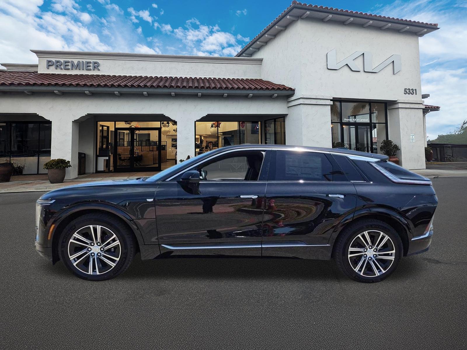 Used 2026 Cadillac LYRIQ Luxury with VIN 1GYKPNRL5TZ310783 for sale in Carlsbad, CA