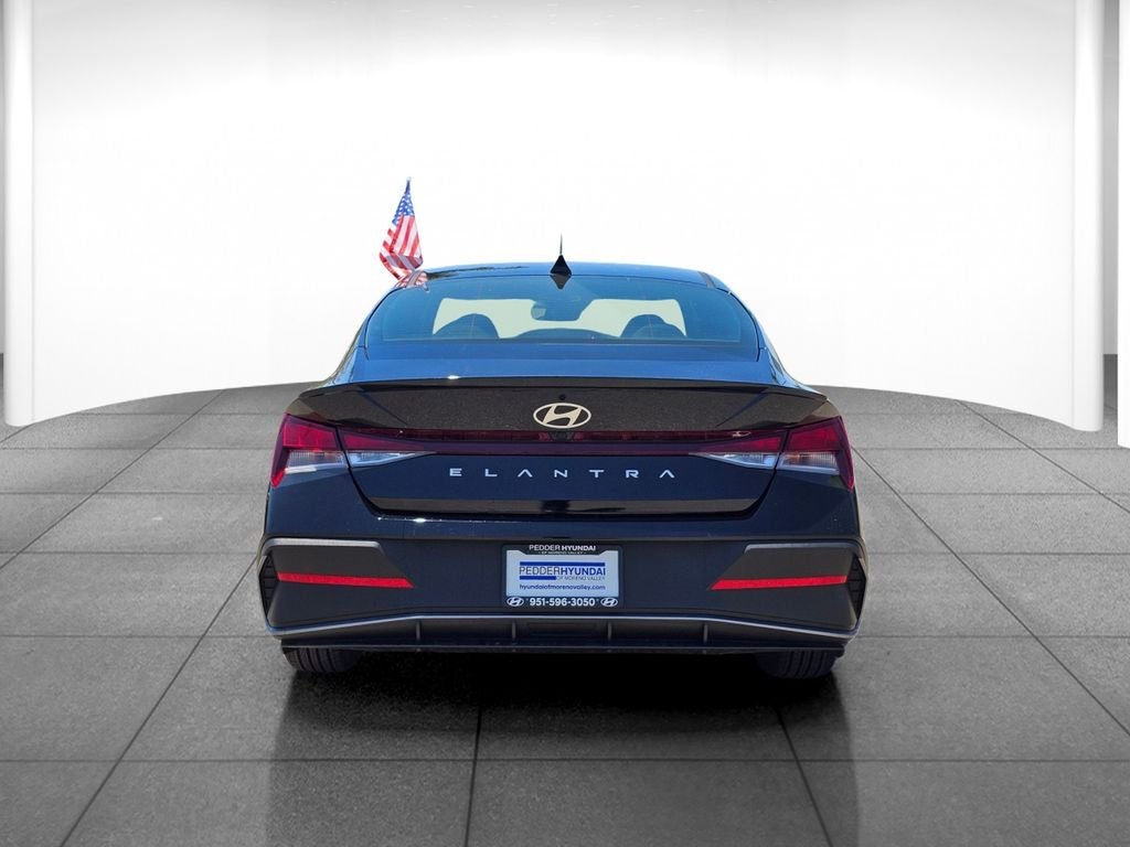 Certified Used 2026 Black Hyundai SEL Sport image 5