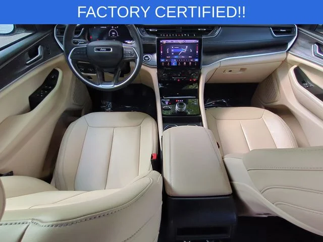 Used 2025 White Jeep Limited image 33