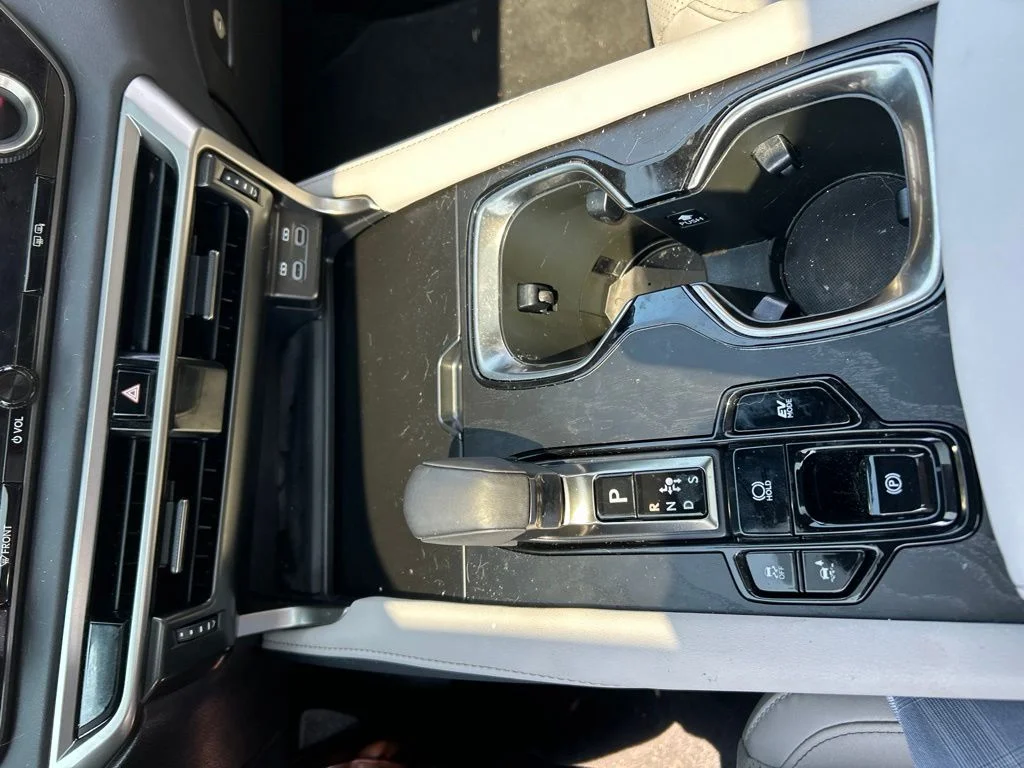 Certified Used 2024 White Lexus 350h Premium image 22