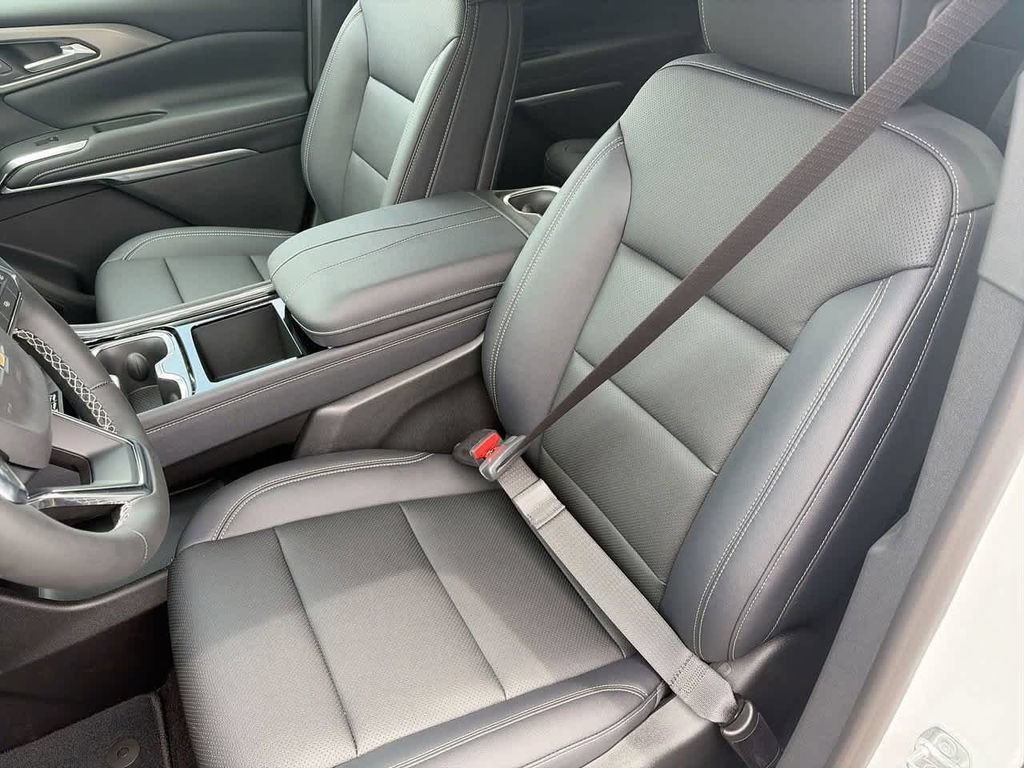 2026 Chevrolet Traverse LT - Photo 18