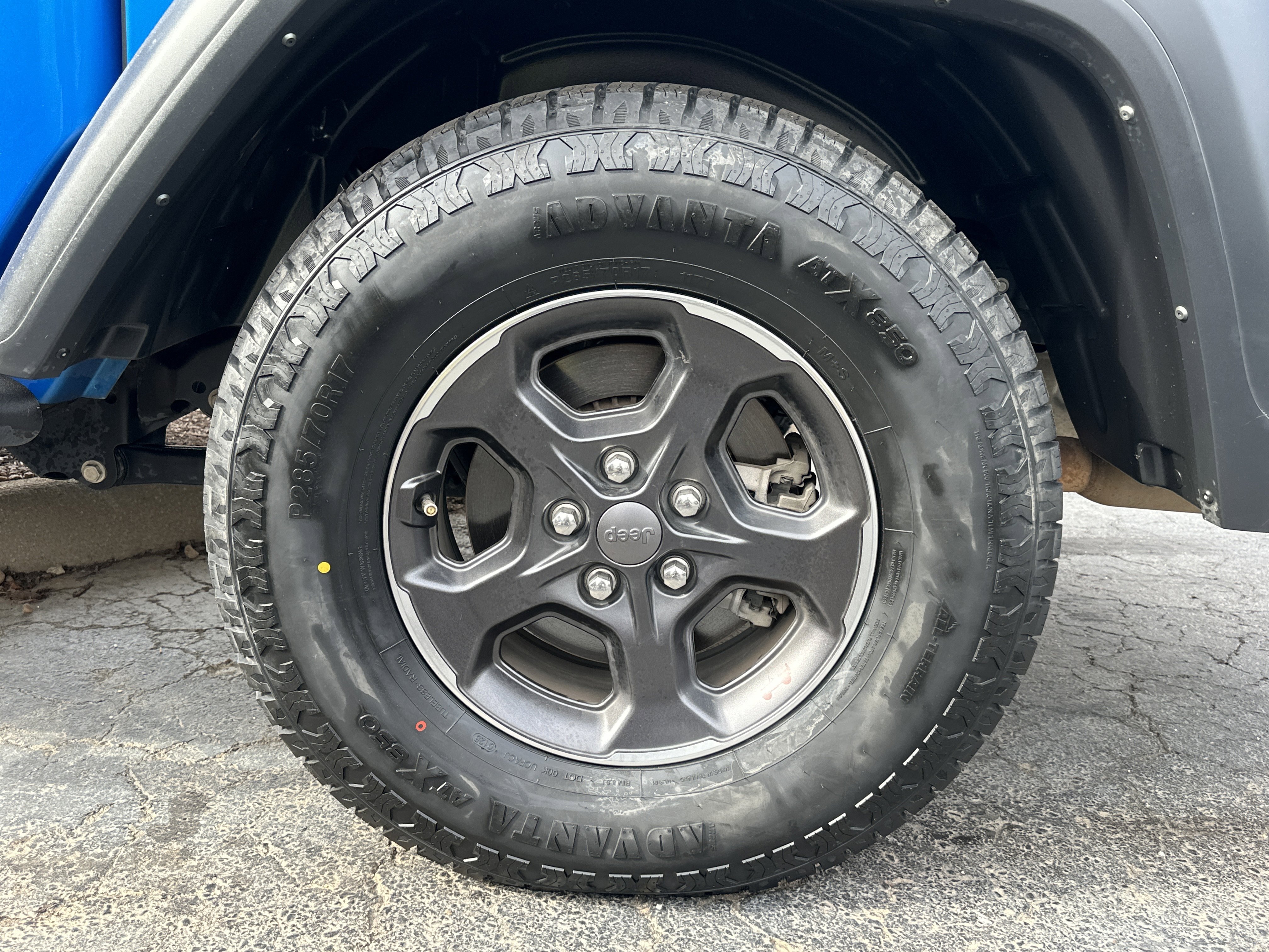 Used 2021 Hydro Blue Pearlcoat Jeep Rubicon image 16