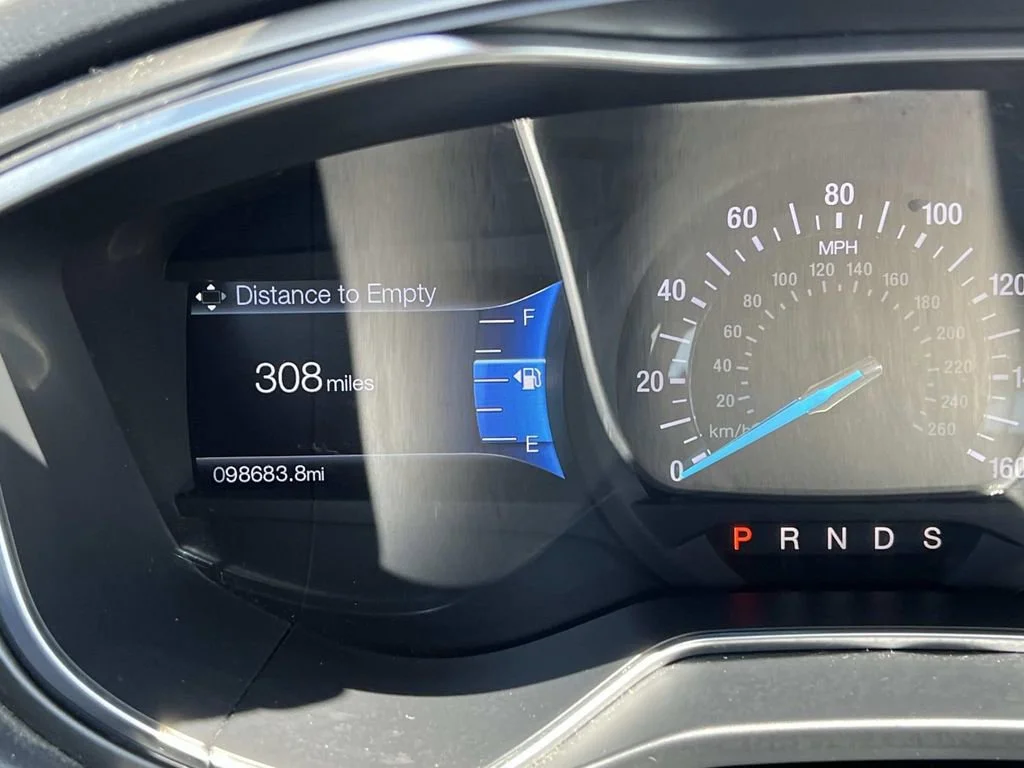 Used 2016 Gray Ford SE image 16