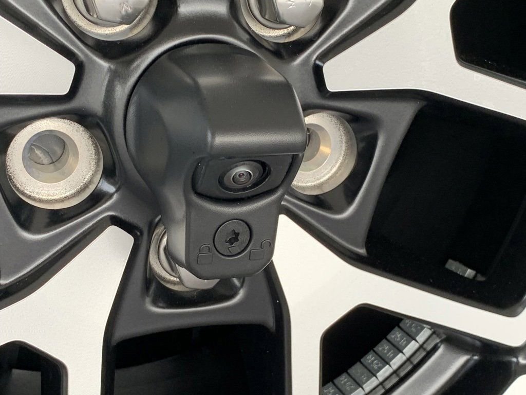 2025 Jeep Wrangler 4-Door Rubicon - Photo 18