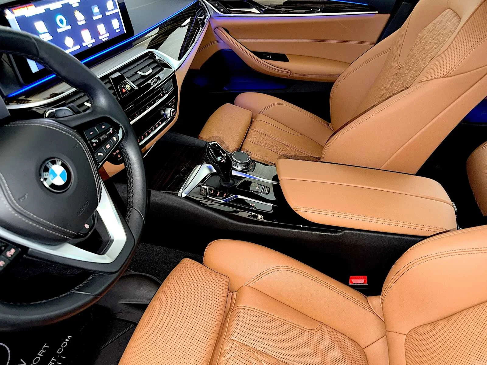 Used 2023 Aventurin Red Metallic BMW 530i xDrive image 19