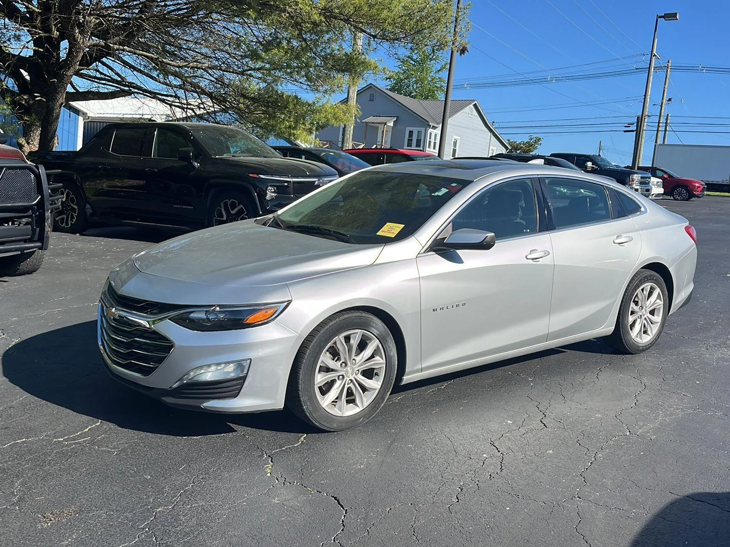 Used 2019 Chevrolet Malibu 1LT with VIN 1G1ZD5ST7KF134562 for sale in Maysville, KY