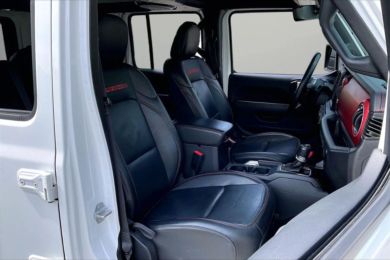 Certified Used 2018 White Jeep Rubicon image 23
