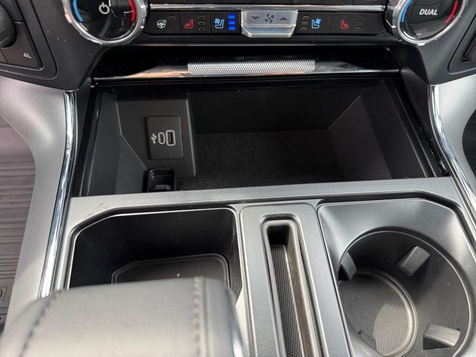 New 2026 Blue Ford Lariat image 22