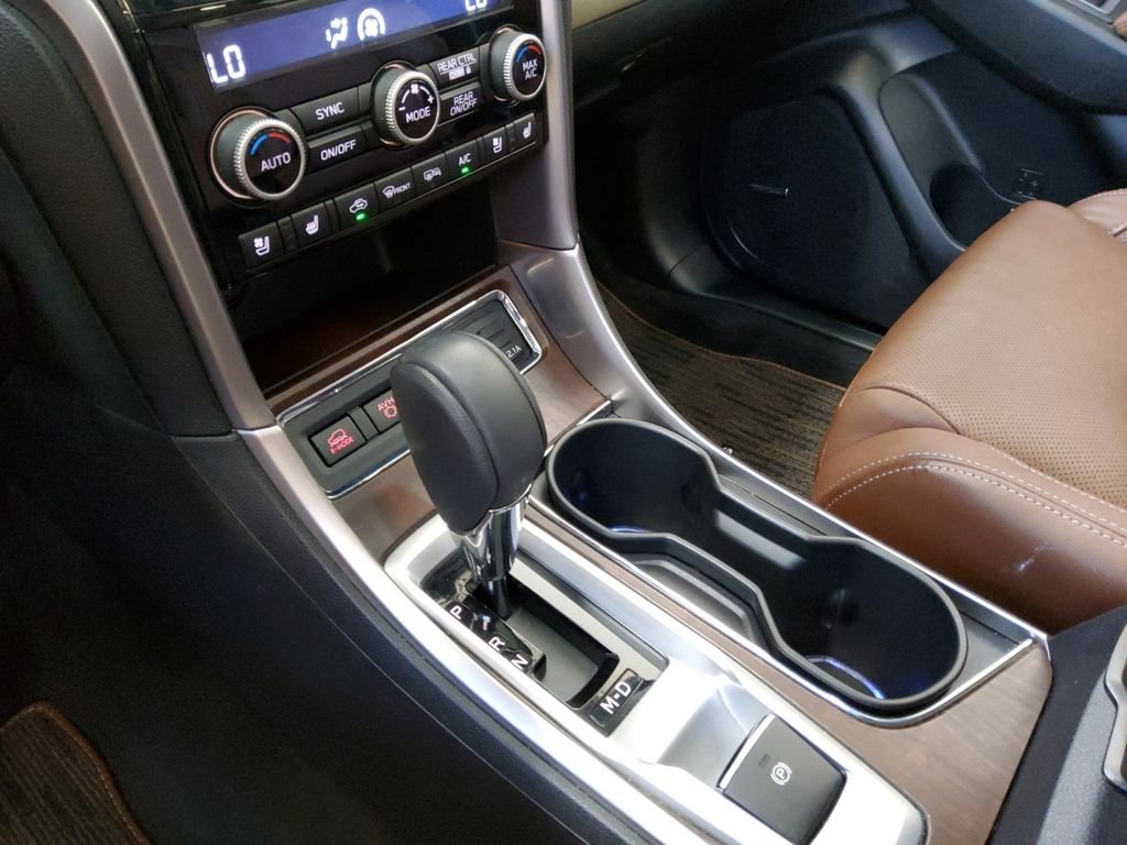 Used 2022 Brown Subaru Touring image 23