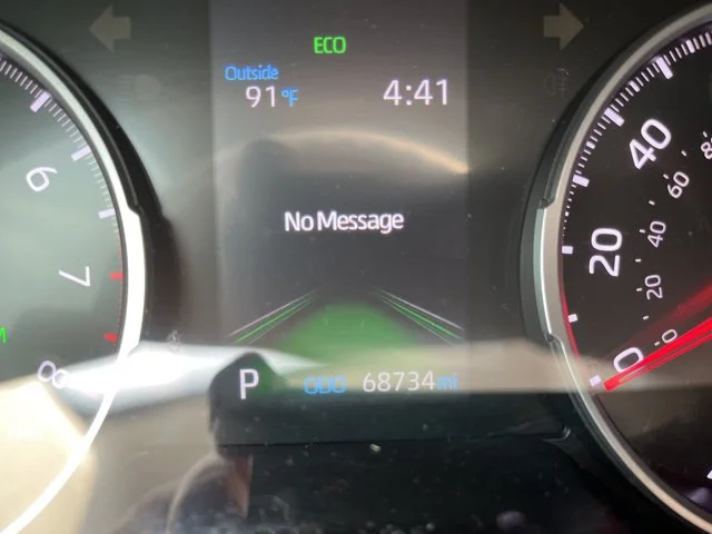 Used 2020 Gray Toyota XLE image 1
