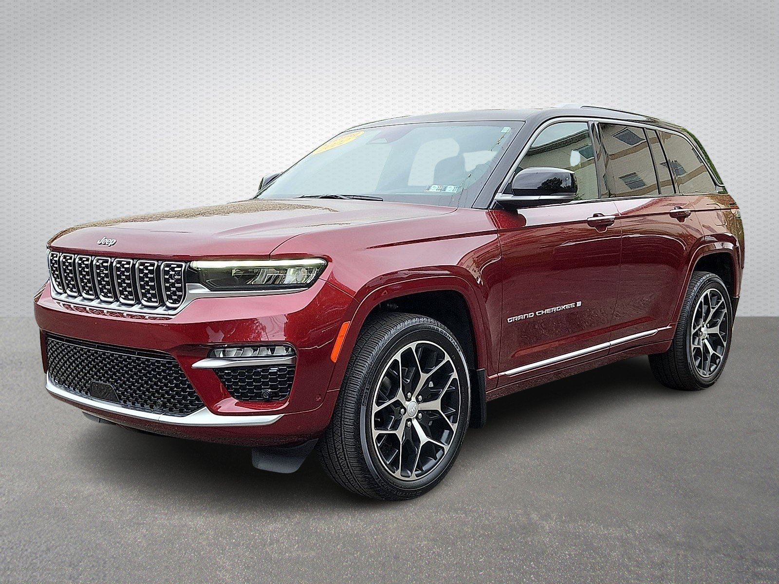 Certified Used 2022 Velvet Red Pearlcoat - PRV Jeep Summit Reserve 4x4 image 3