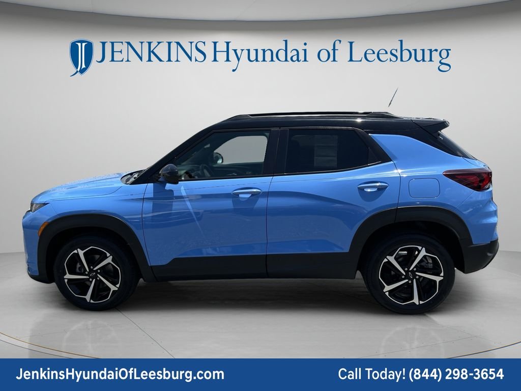 Used 2023 Blue Chevrolet RS image 9