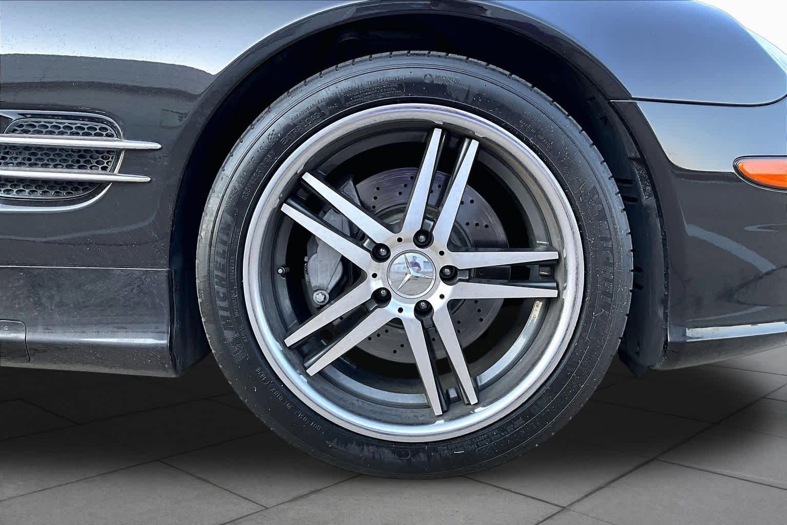 Used 2007 Black Mercedes-Benz 5.5L V8 image 9