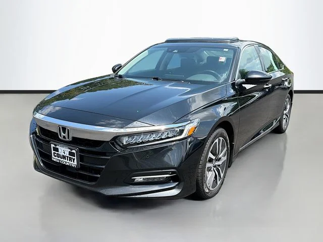 Used 2019 Black Honda Touring image 3