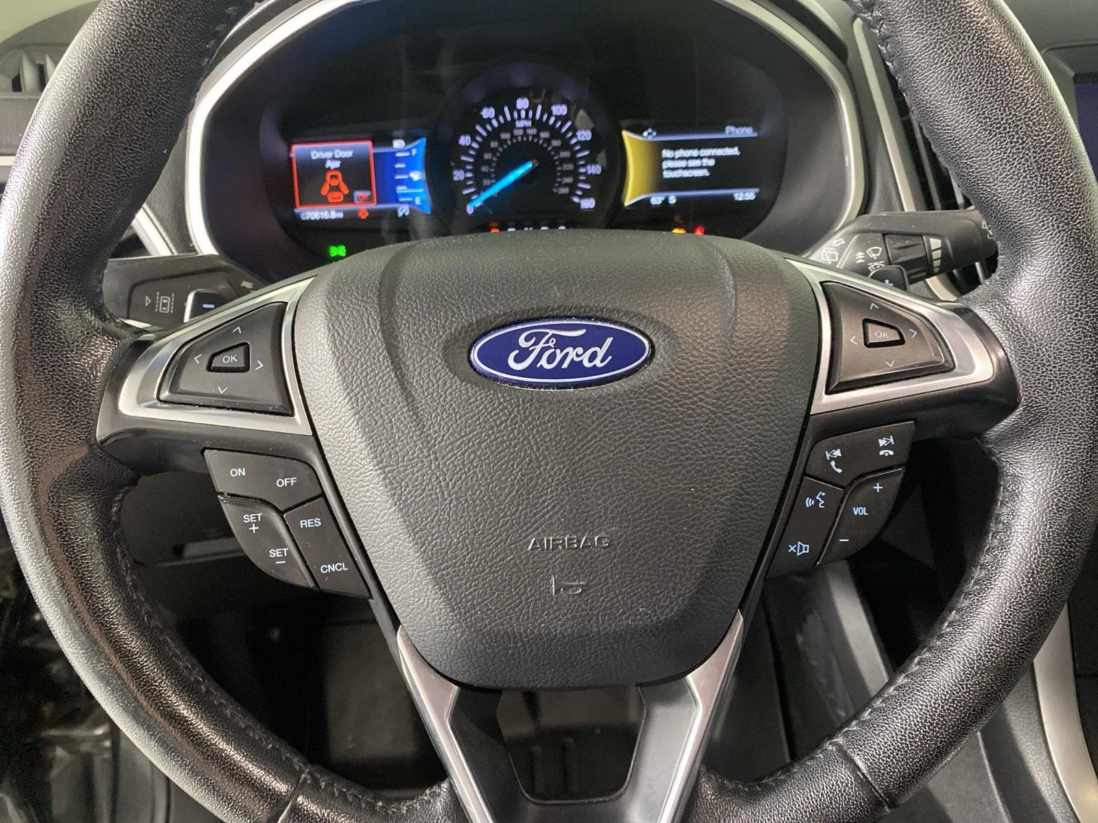 Used 2020  Ford SEL image 14