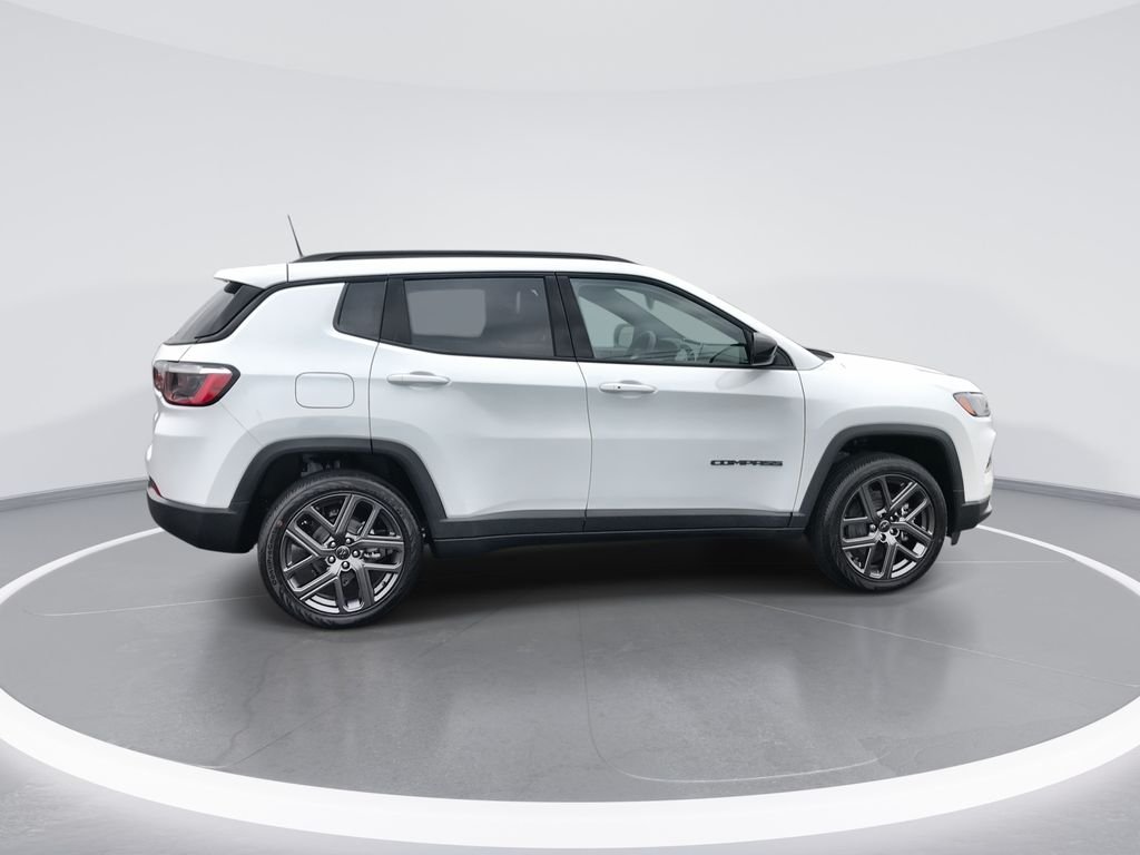 2026 Jeep Compass Altitude - Photo 9