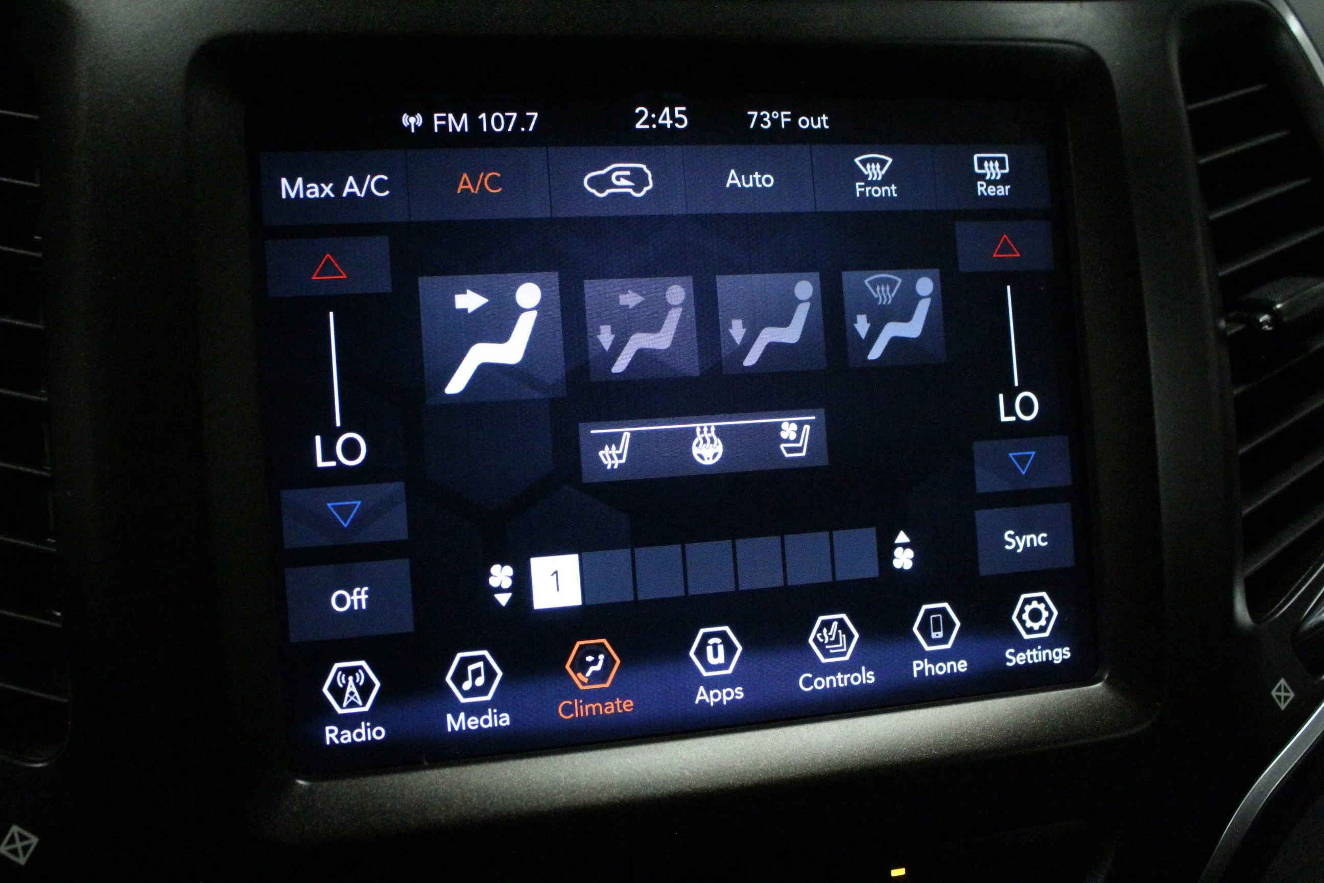 Used 2022 Diamond Black Crystal Pearlcoat Jeep Trailhawk image 26