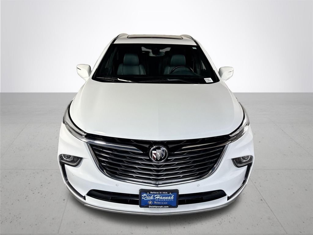 Used 2023 White Buick Essence image 3