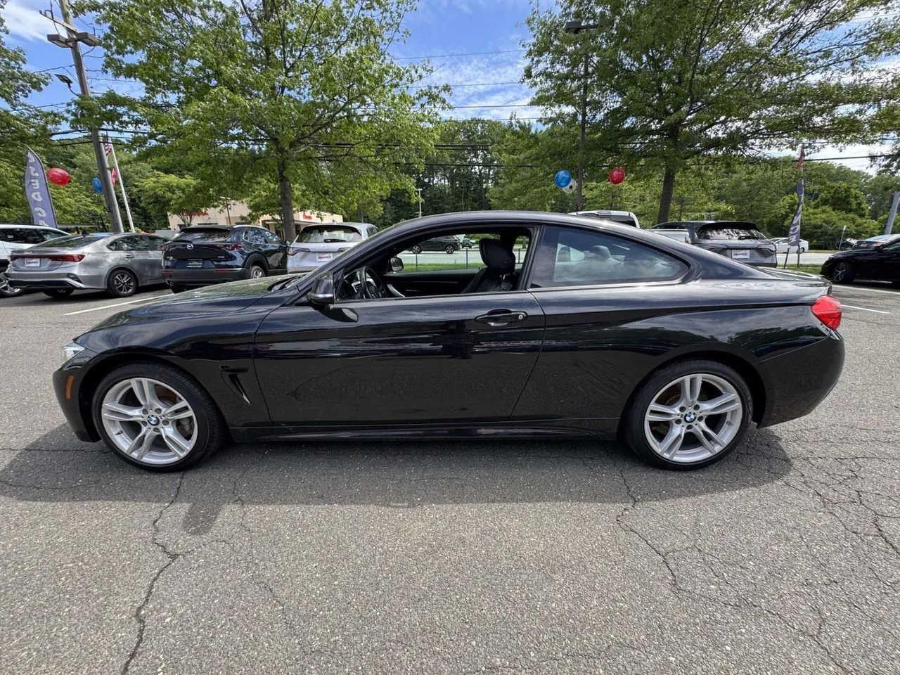 Used 2017 Black Sapphire Metallic BMW xDrive image 8