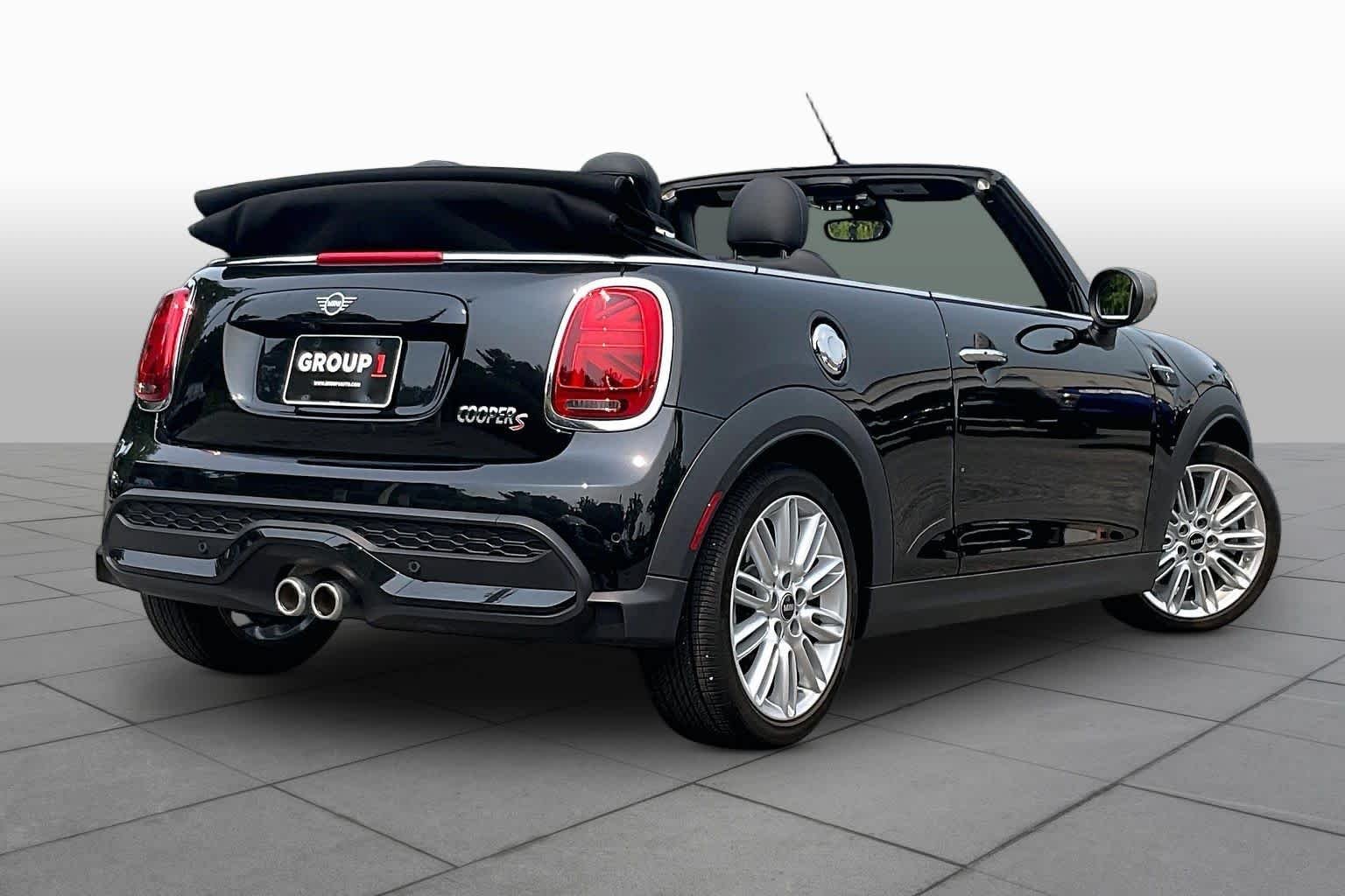 Used 2024 Midnight Black II MINI Cooper S image 11