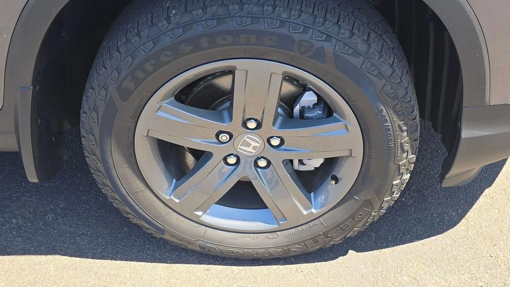 Used 2023 Gray Honda RTL image 9