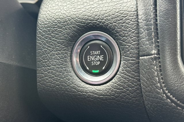 Used 2021 Black GMC Denali image 23