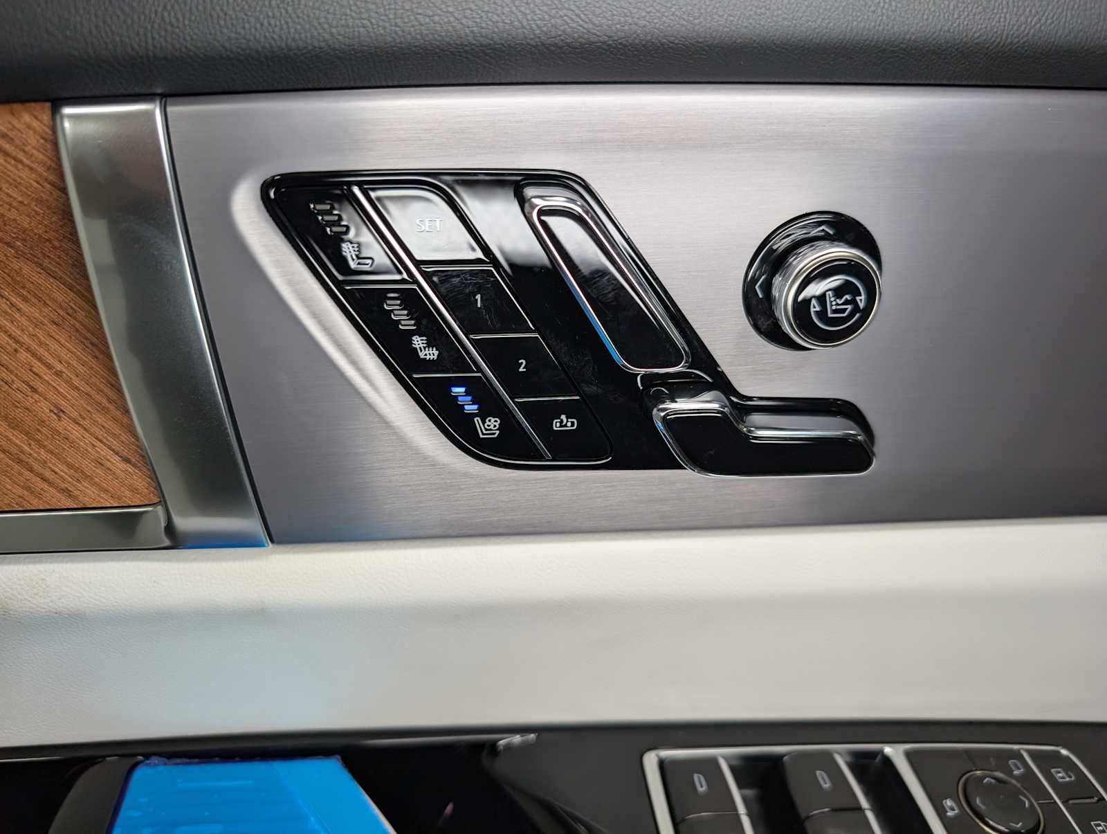 2026 Cadillac VISTIQ Luxury - Photo 36