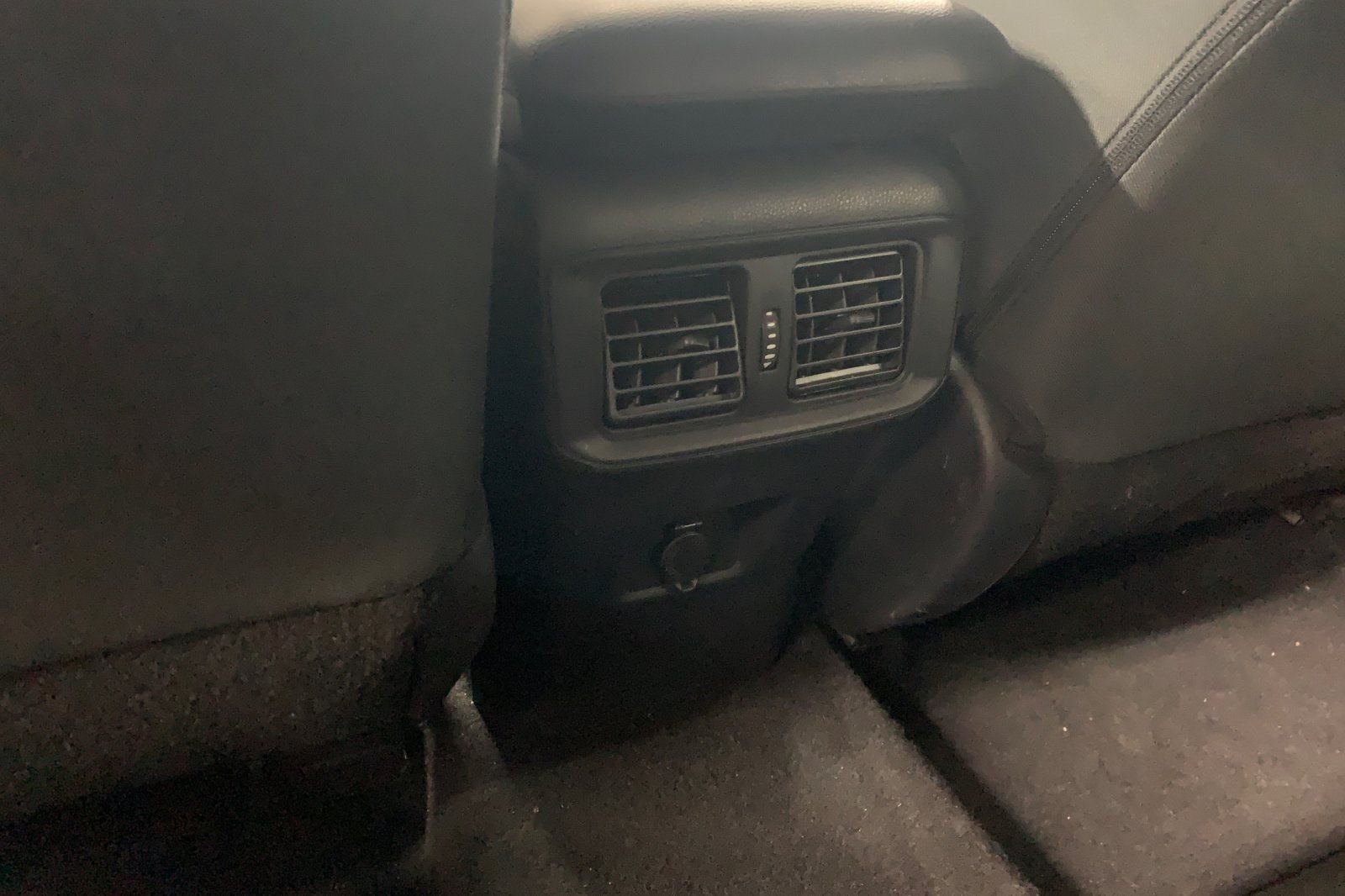 Used 2025 White Toyota LE image 15