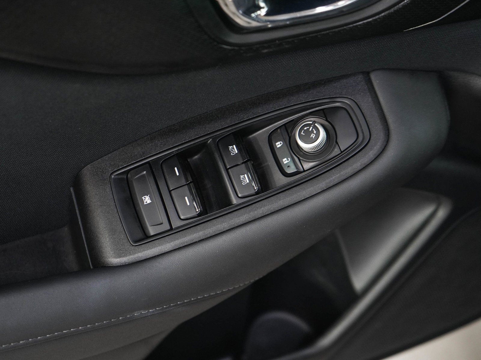 Used 2024 Magnetite Gray Metallic Subaru Premium image 18