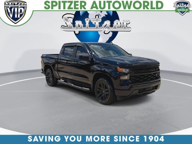 Used 2024 Black Chevrolet Custom image 3