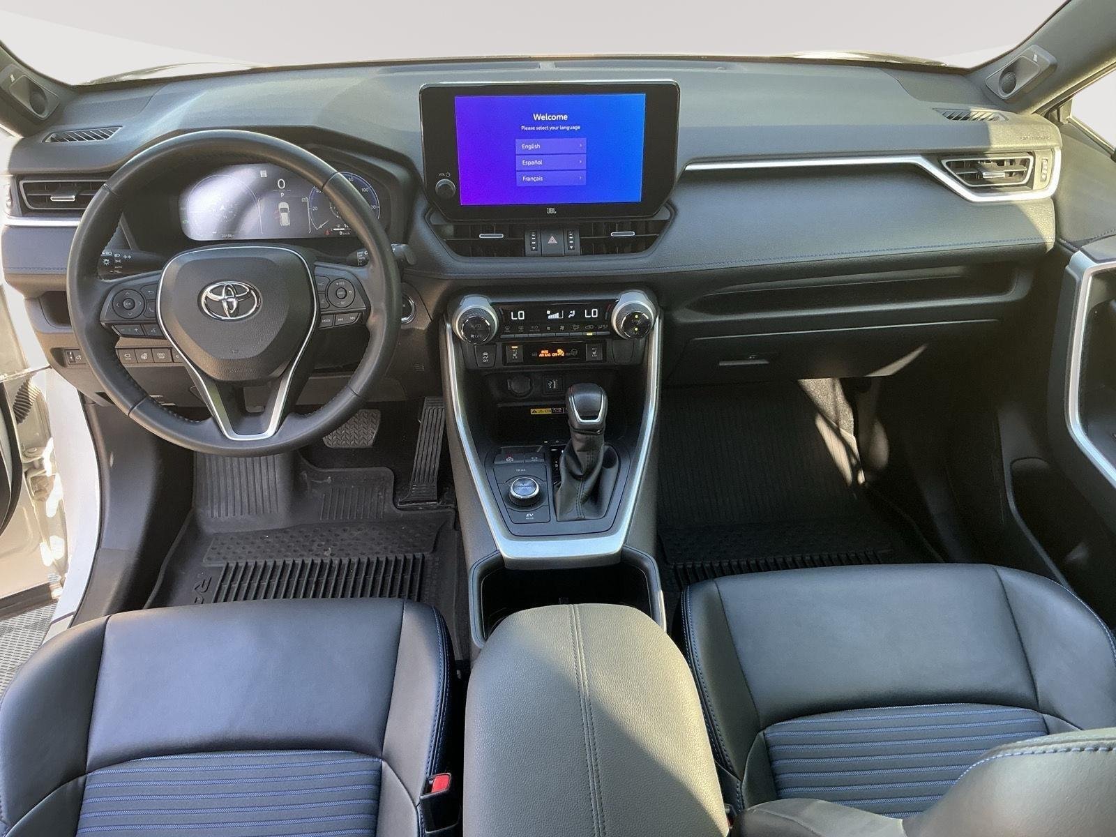 Used 2023 Wind Chill Pearl w/Midnight Black Metallic Roof TOYOTA XSE image 12