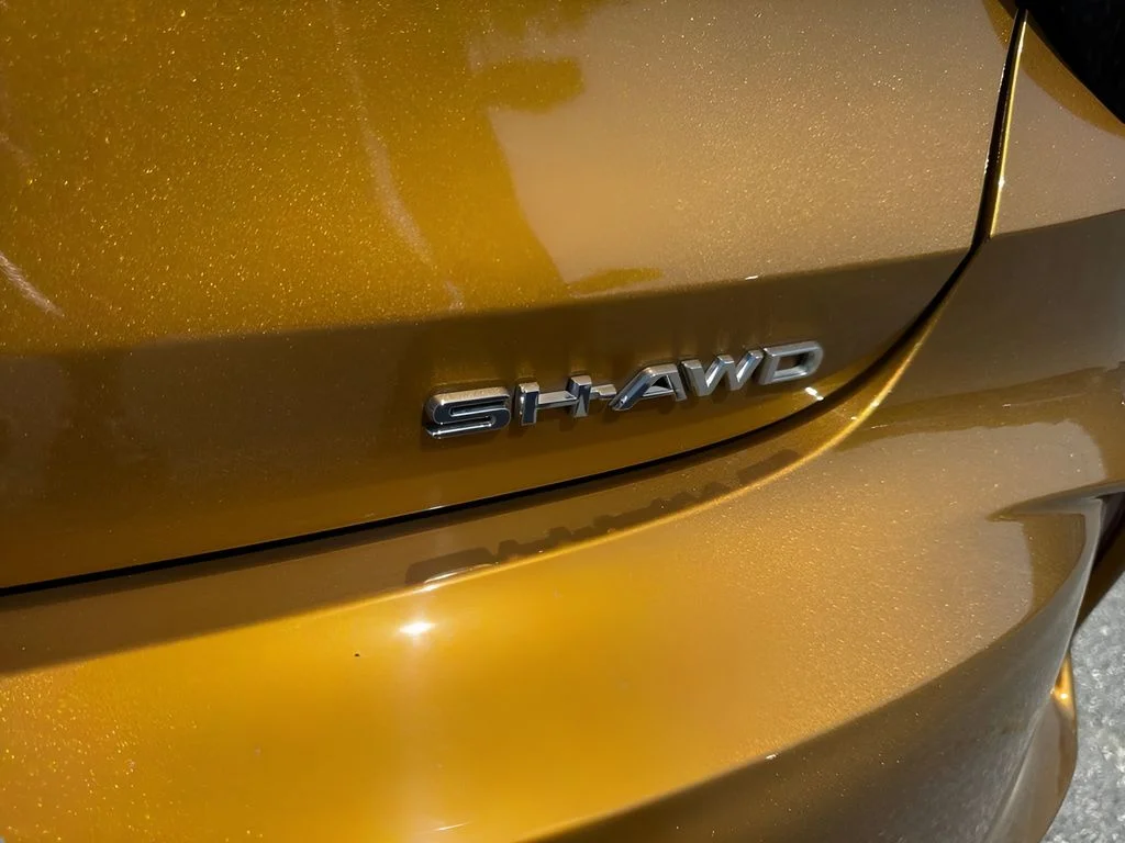 Used 2022 Gold Acura Type S image 28