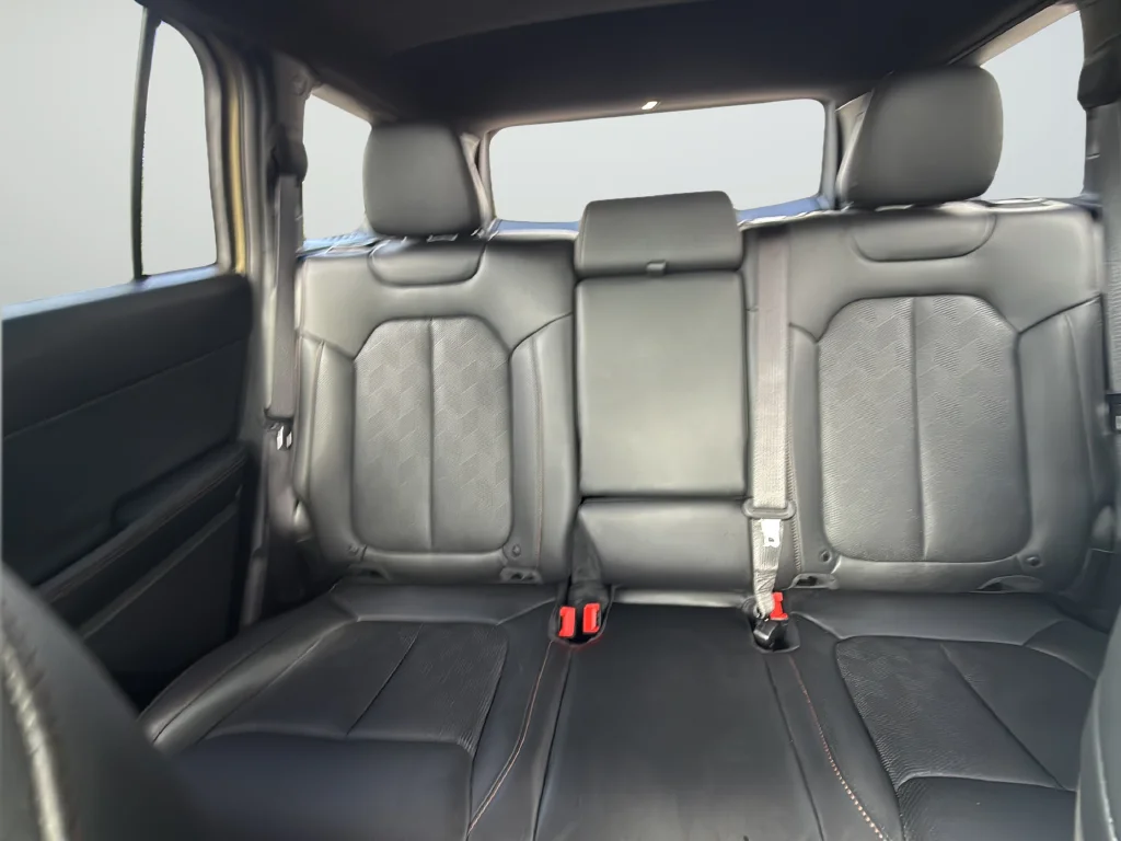 Used 2026 Green Jeep Overland image 28