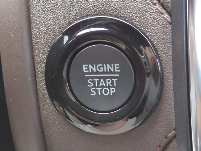 New 2026 Space Silver Metallic Ford MAX King Ranch® image 28