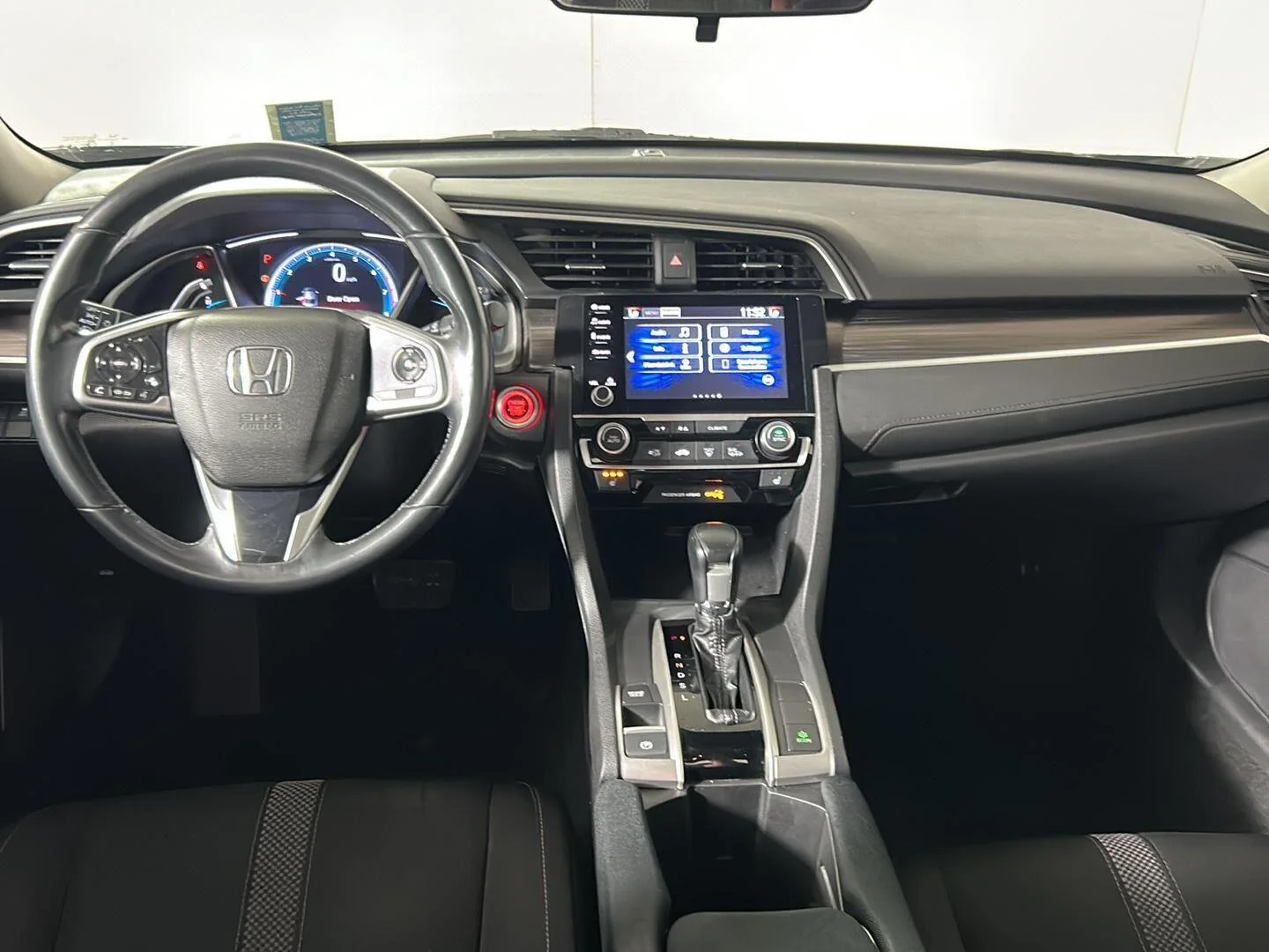 Used 2019 Lunar Silver Metallic Honda EX image 24