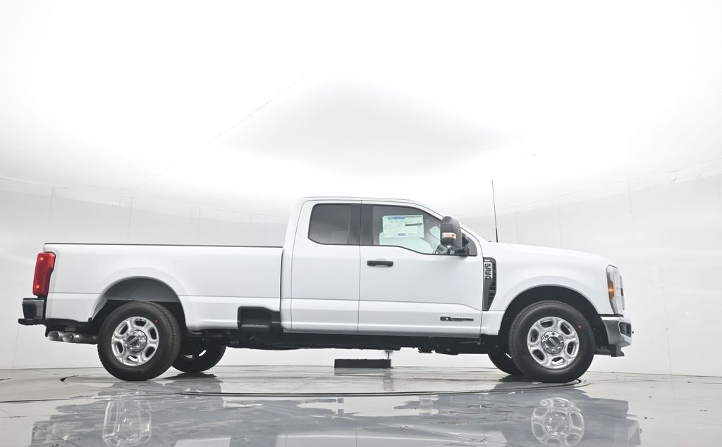 2026 Ford F-350 Super Duty XLT - Photo 50