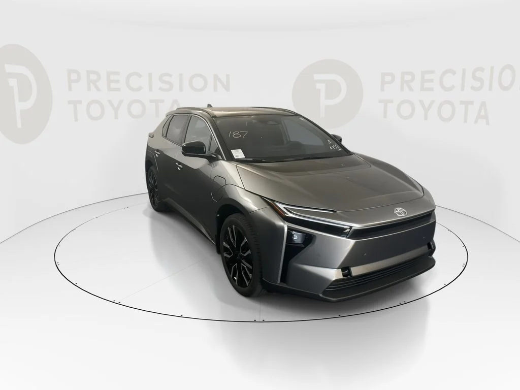 New 2026 Heavy Metal with Midnight Black Metallic roof Toyota Limited image 4