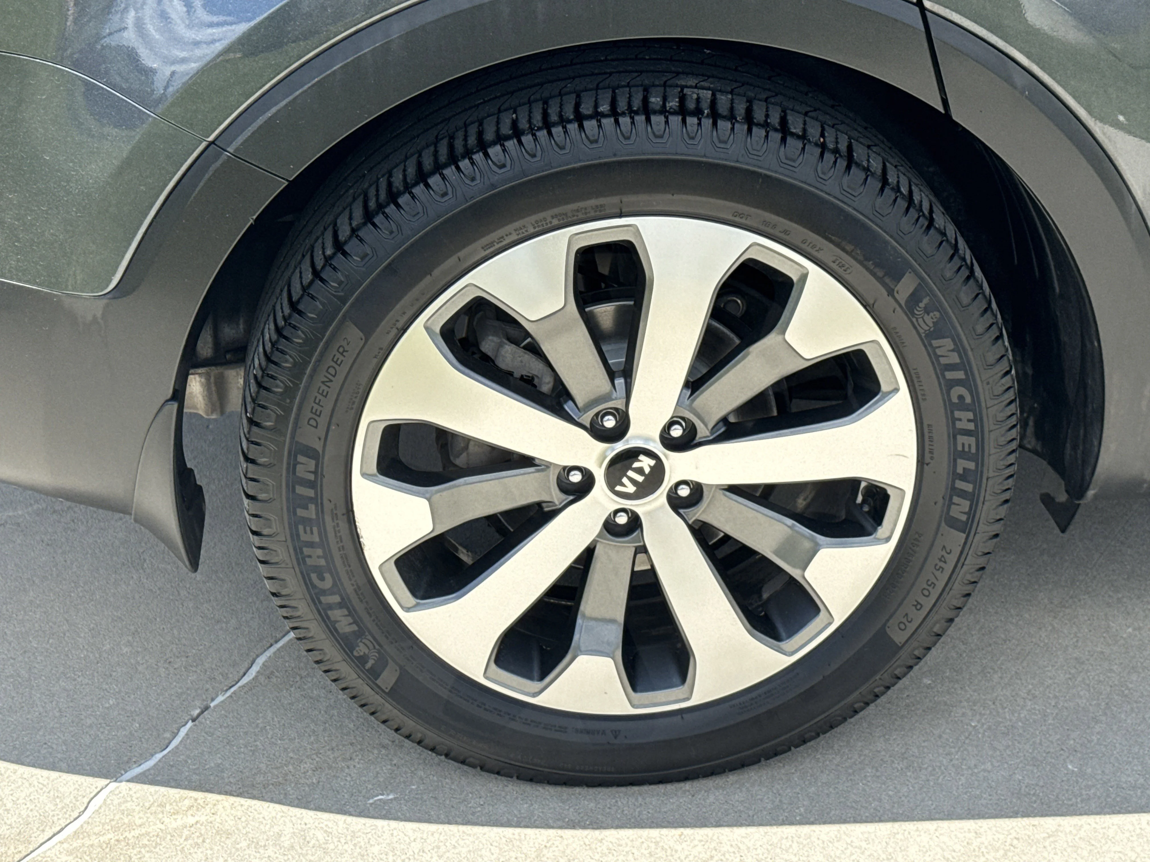 Used 2021 Gravity Gray Kia SX image 11