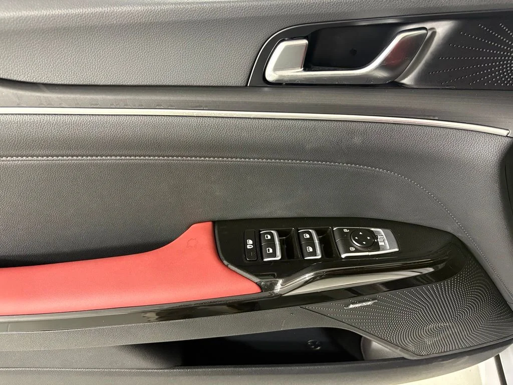 New 2026 Wolf Gray Kia GT-Line FWD image 19