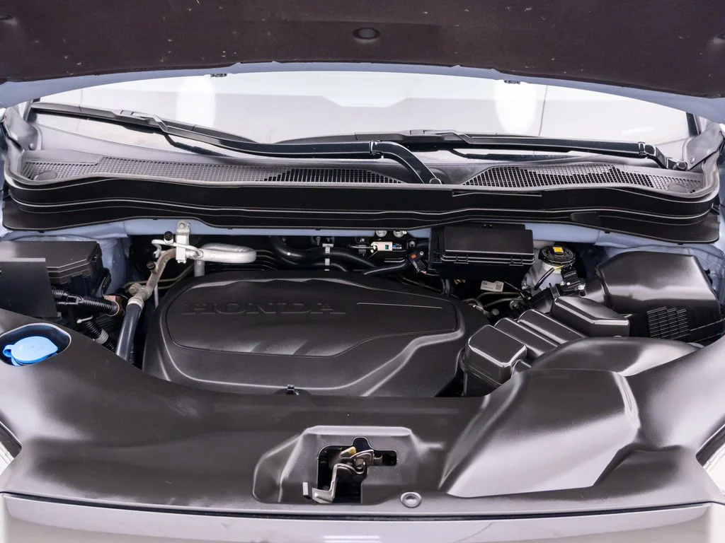 Certified Used 2023 Gray Honda Black Edition image 28